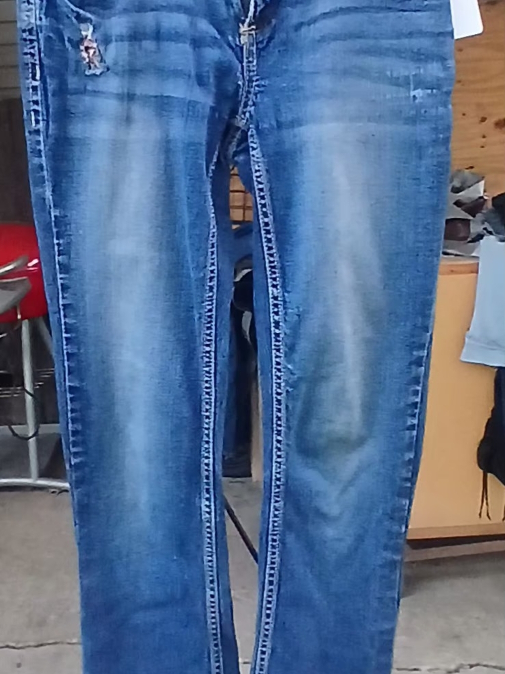 Amethyst Jeans Slim Straight Washed Blue Distressed Denim